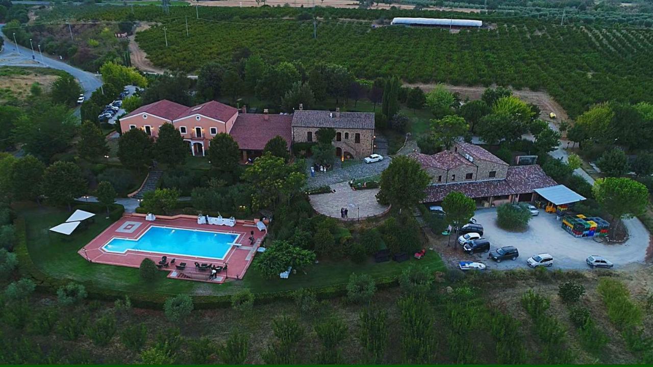 La Masseria Lolivia 塞尼塞 外观 照片